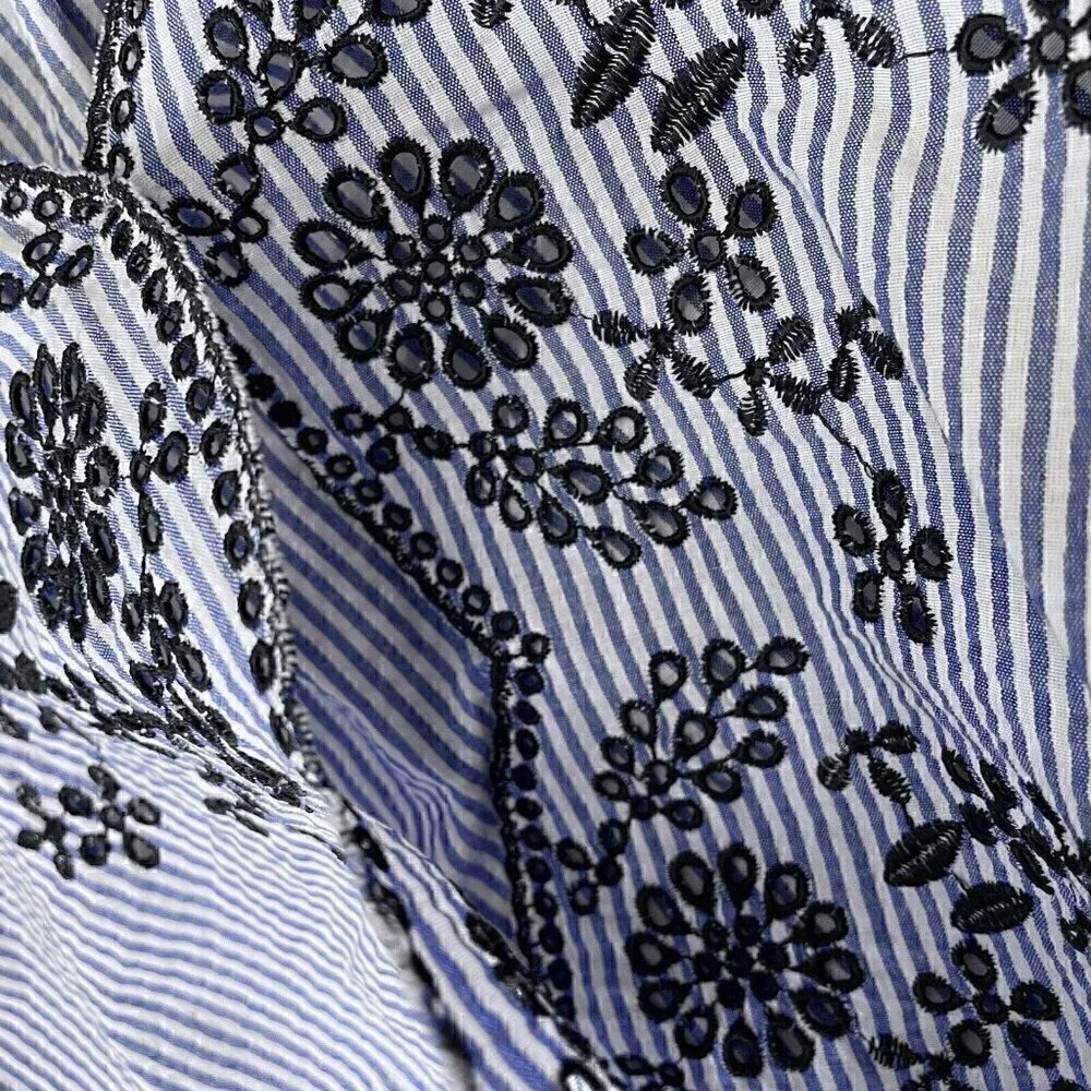 Zara Basic Seersucker Short Sleeve Floral Embroidered Wrap Front  Women’s XS